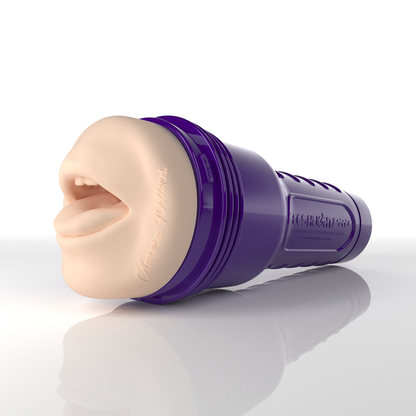 Aurora Willows Kiss Me Fleshlight